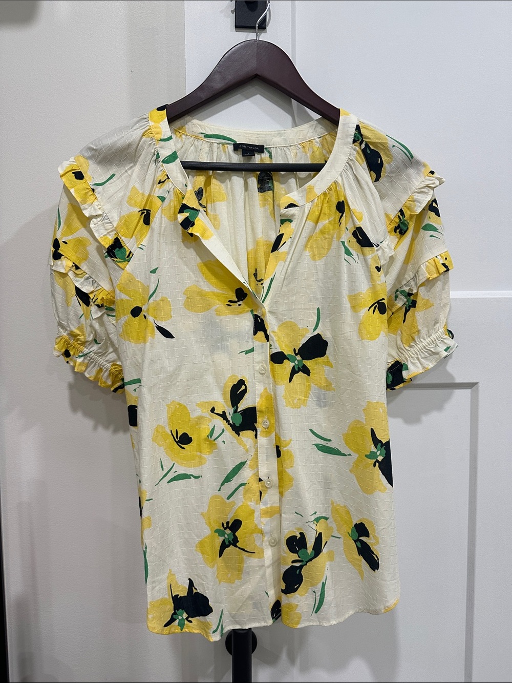 Ann Taylor Yellow Floral Ruffle Sleeve Button-Front Blouse